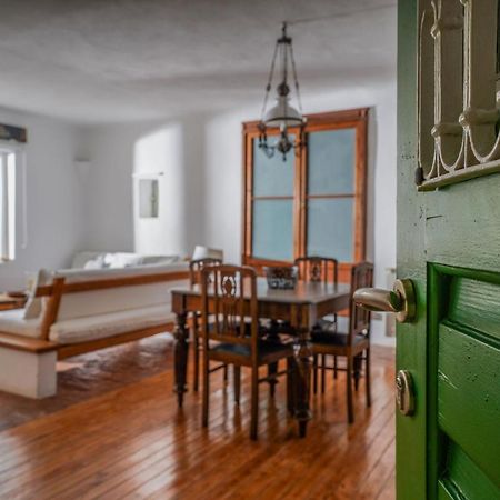 Serenity - Traditional House With Stunning Sea View Vila Tagoo  Exterior foto